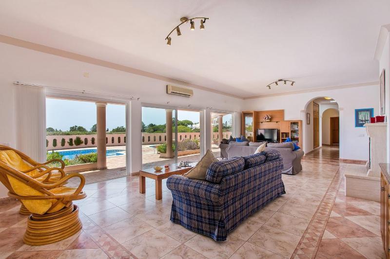 Villa Ocean View by Villa Plus - image 3