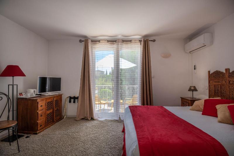 Superior Double Room image 1