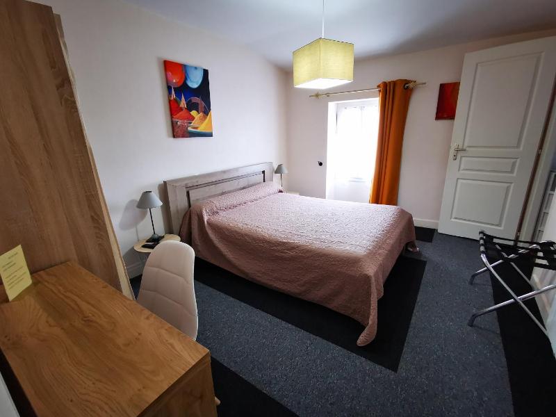 Superior Double Room image 3