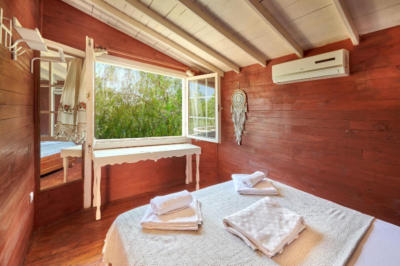 Studio with Sea View image 3