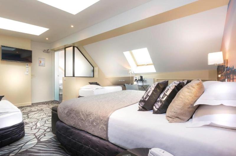 Junior Suite image 2