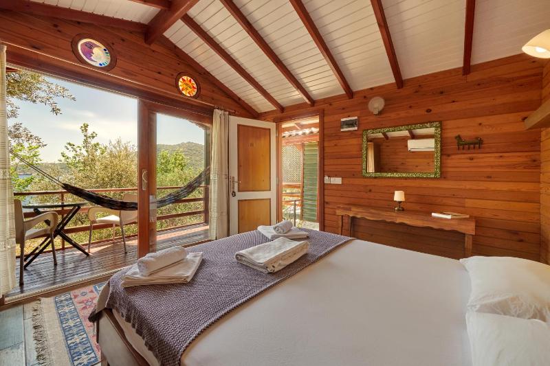 Deluxe Bungalow (2 adults) image 3