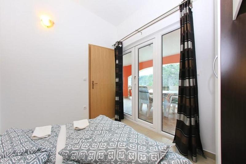 Apartment in Vir with sea view terrace air conditioning Wi-Fi (4595-5) - image 40