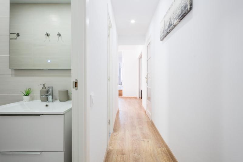 Blau Atic Apartment - image 8
