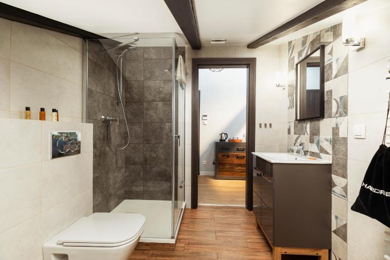 Villa Toscania-check in 24h - image 35