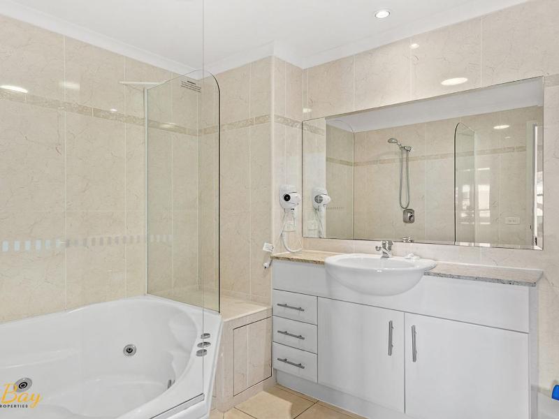 Breakwater Apartment 205 - image 5
