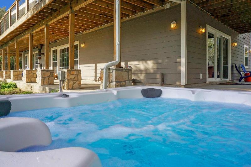 Two-Bedroom Holiday Home image 3