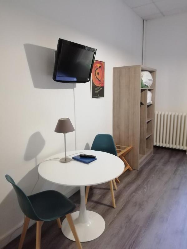 Quadruple Room image 4