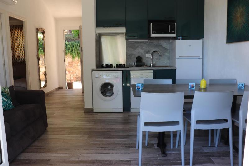  Apartment (2-4 Adults) image 4