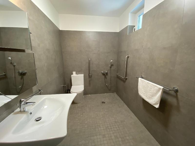 Double or Twin Room - Disability Access image 2