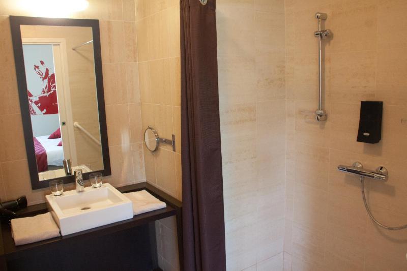 Executive Double Room image 4
