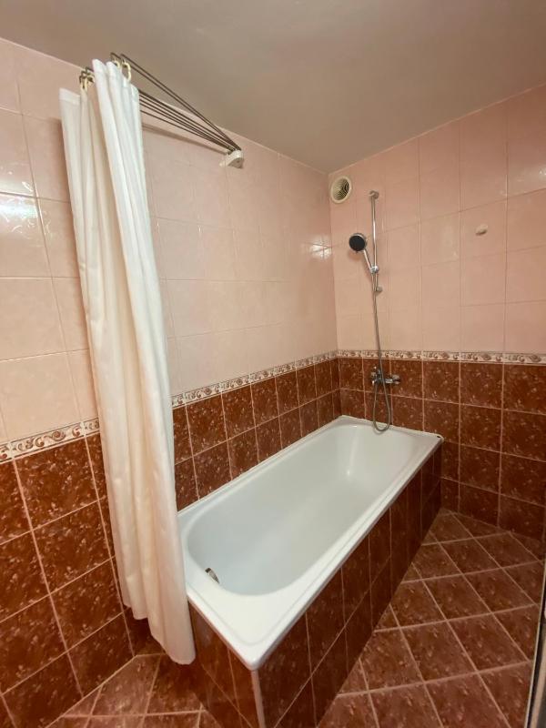 Deluxe Double Room with Bath image 4