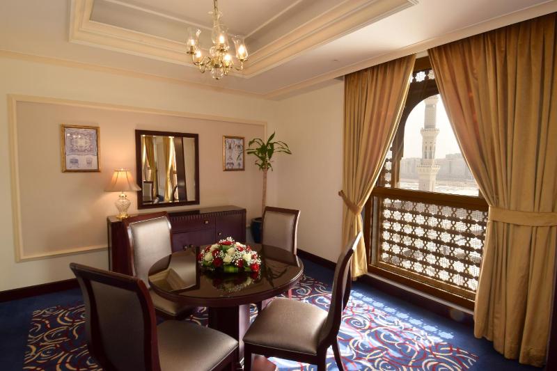 Diplomatic 1-Bedroom Suite with Haram View 