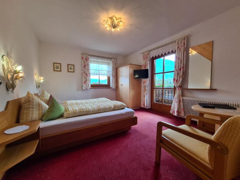 Double Room with Balcony image 1