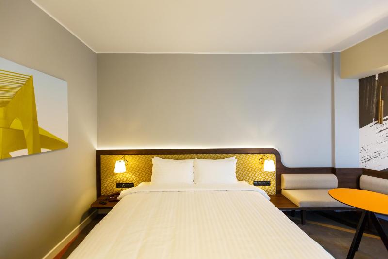 Superior Double Room image 3