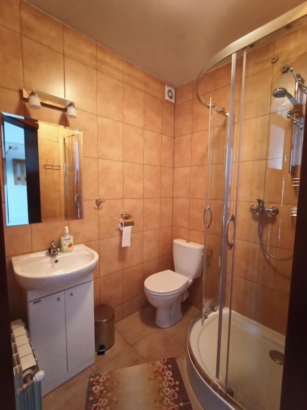 Double Room with Private Bathroom image 4