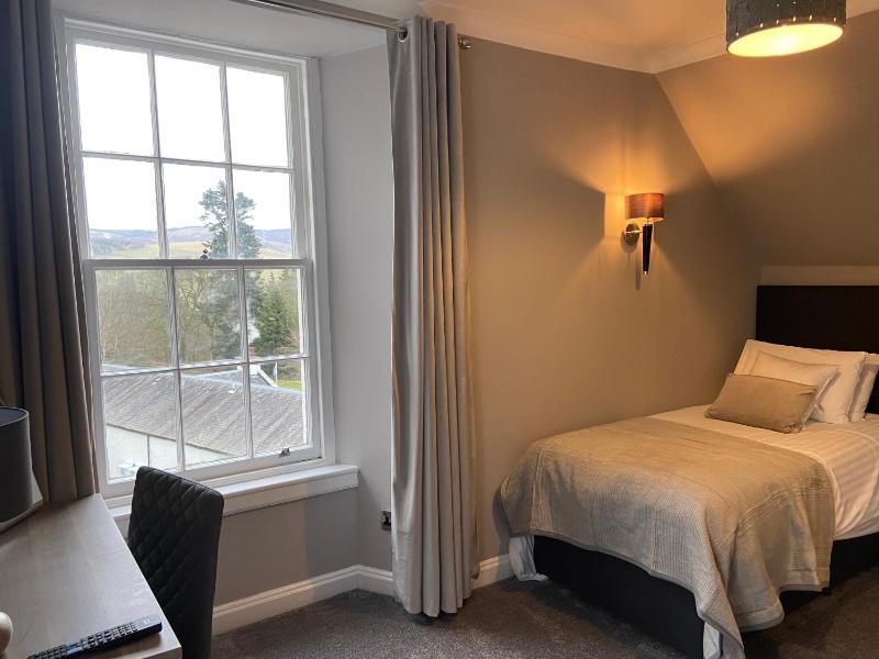Deluxe Single Room image 3