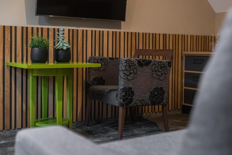 Suite (2 Adults) image 4