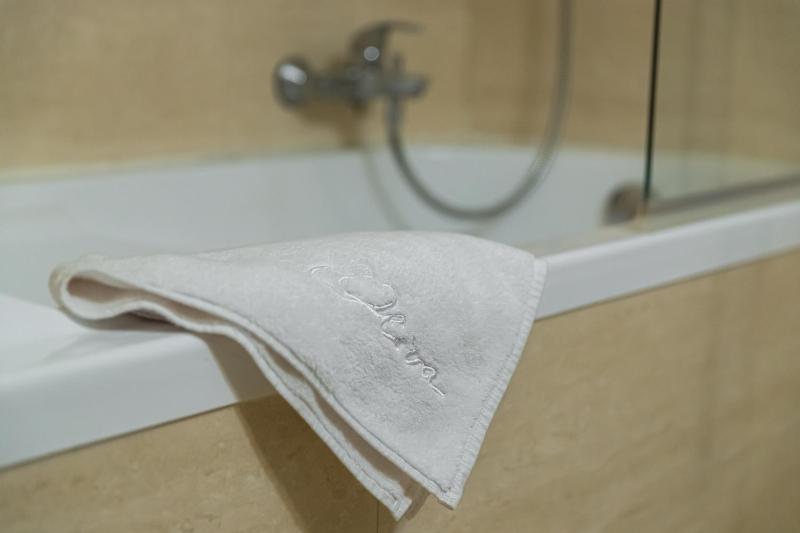 Suite (2 Adults) image 2