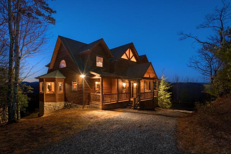 Three-Bedroom House image 3