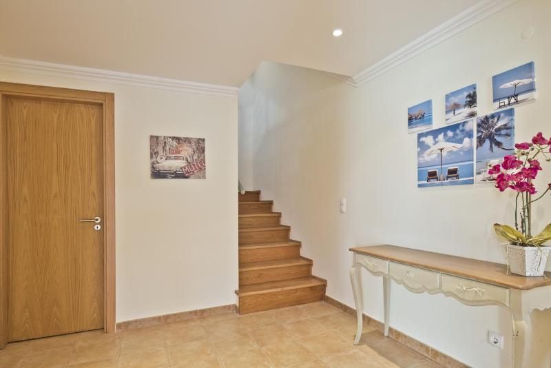 BmyGuest - Sesimbra Sea View Villa - image 39