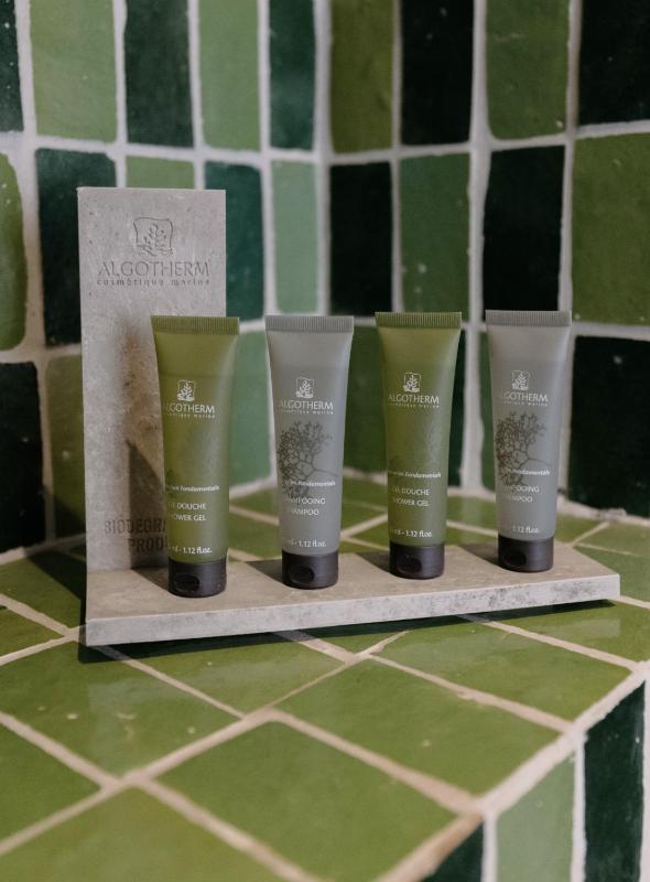 Double Room with Terrace image 3