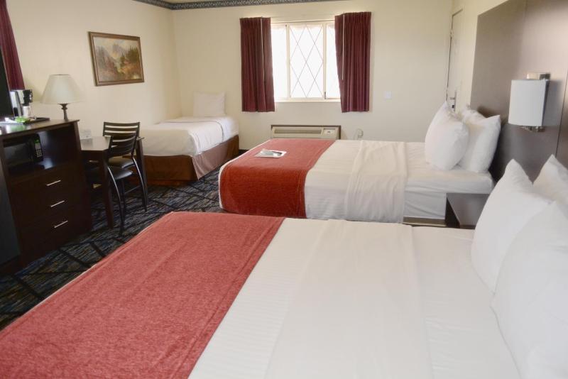 Superior Double Room image 4