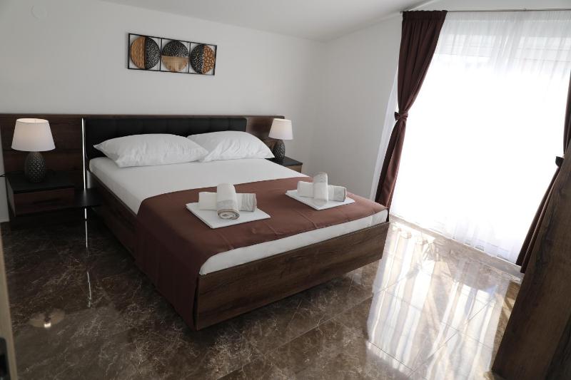 Apartmani Delač - image 23