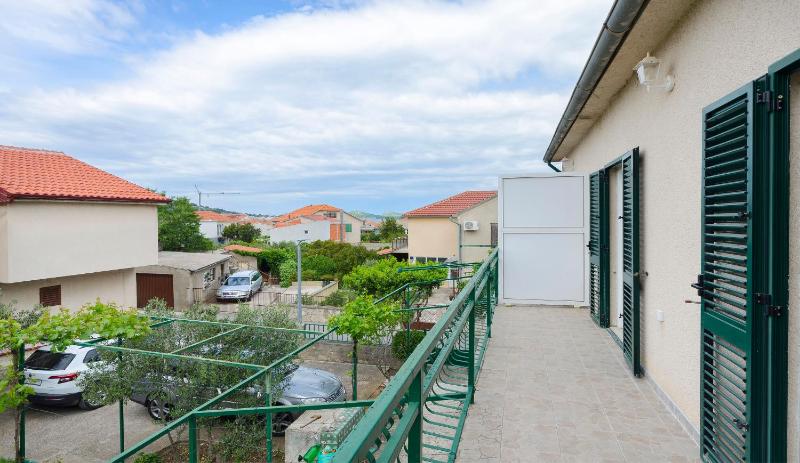 Apartments Ivana - image 8