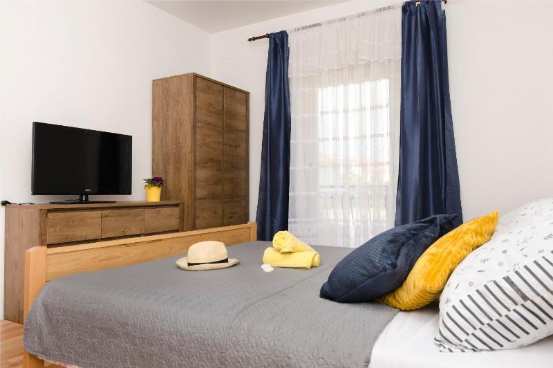 Apartments Ivana - image 35