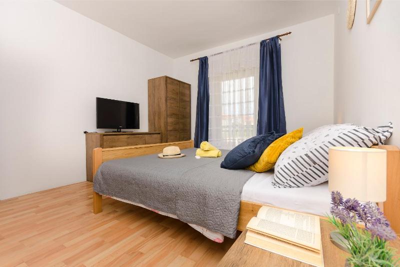 Apartments Ivana - image 18