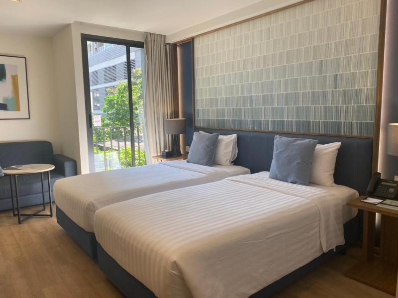 Superior Twin Room image 1