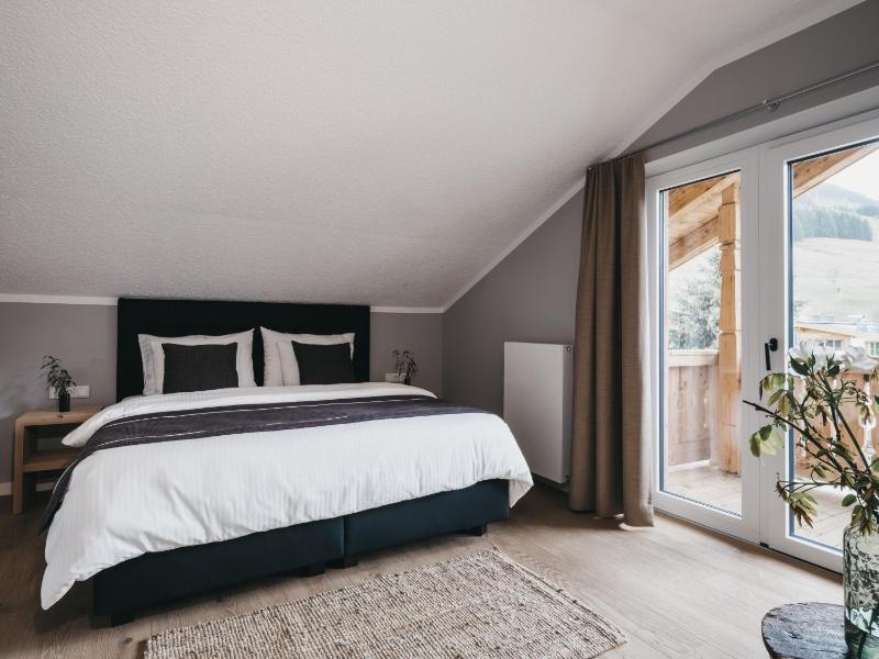 Two-Bedroom Penthouse Suite II image 3