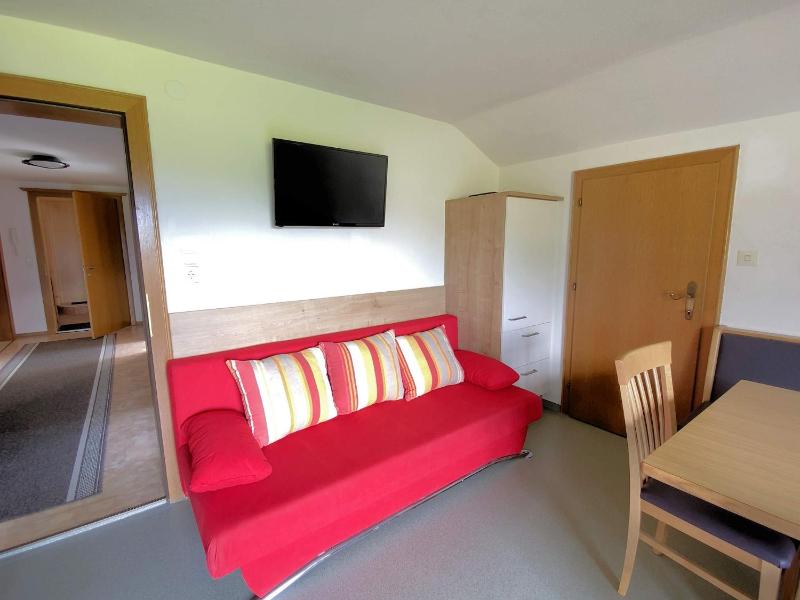 Three-Bedroom Apartment (6 Adults) image 3