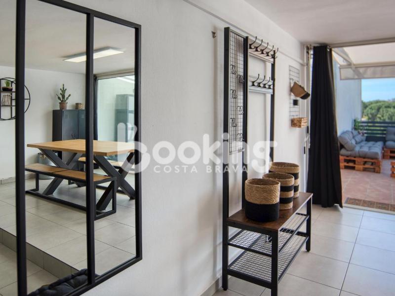 Begonias Apartament per 4 persones amb gran terrassa chill out a 10 minuts de la platja - image 21