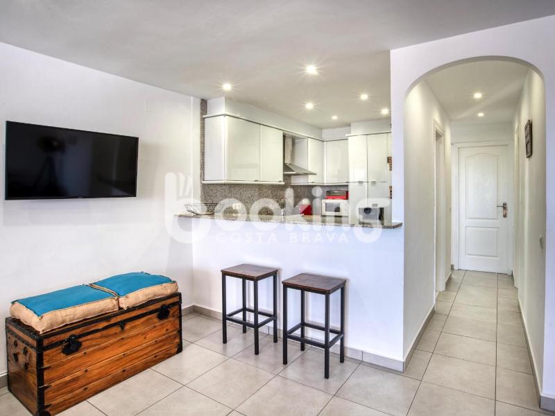 Begonias Apartament per 4 persones amb gran terrassa chill out a 10 minuts de la platja - image 18