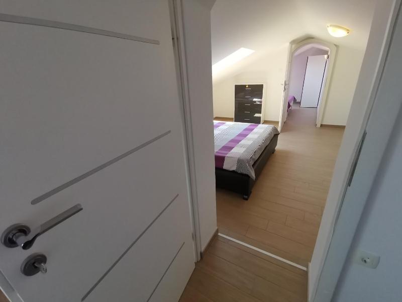 SARA LUX apartment with sea view 50m from the beach - image 36
