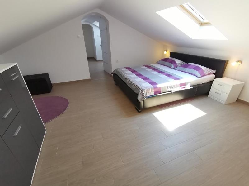 SARA LUX apartment with sea view 50m from the beach - image 15