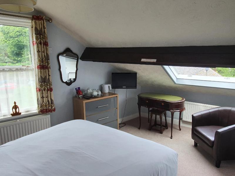 Double Room image 2
