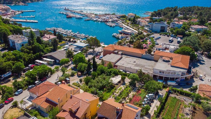 Apartment - Ground Floor image 4