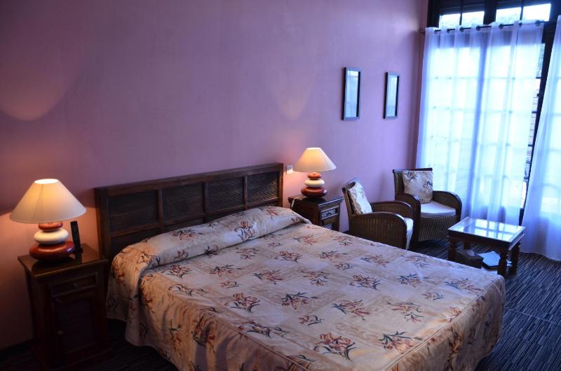 Prestige Room image 4