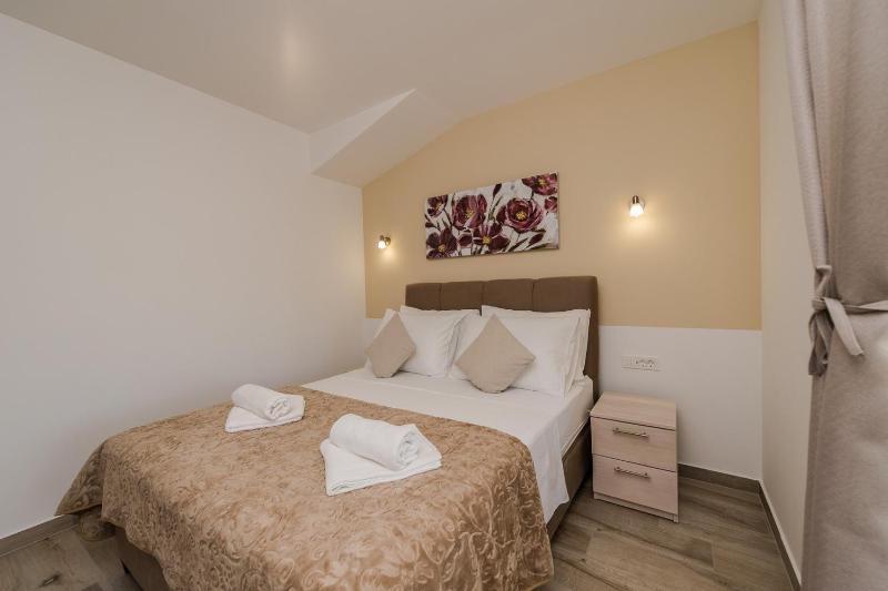 Villa Stancija Privlaka 1 with heated pool - image 5