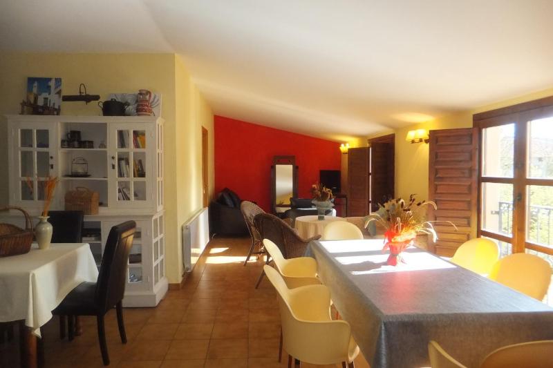 Three-Bedroom House image 2