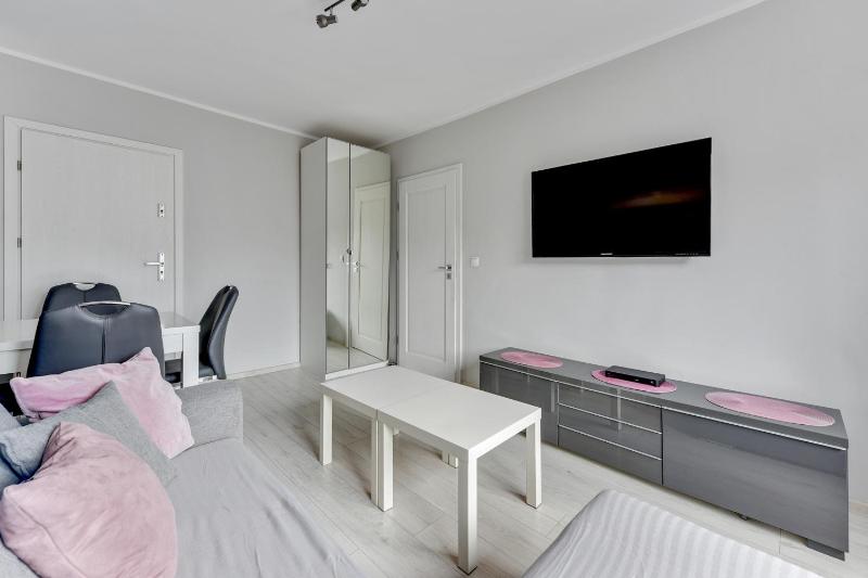 Grand Apartments - Silver Sands Sopot Apartment - image 10