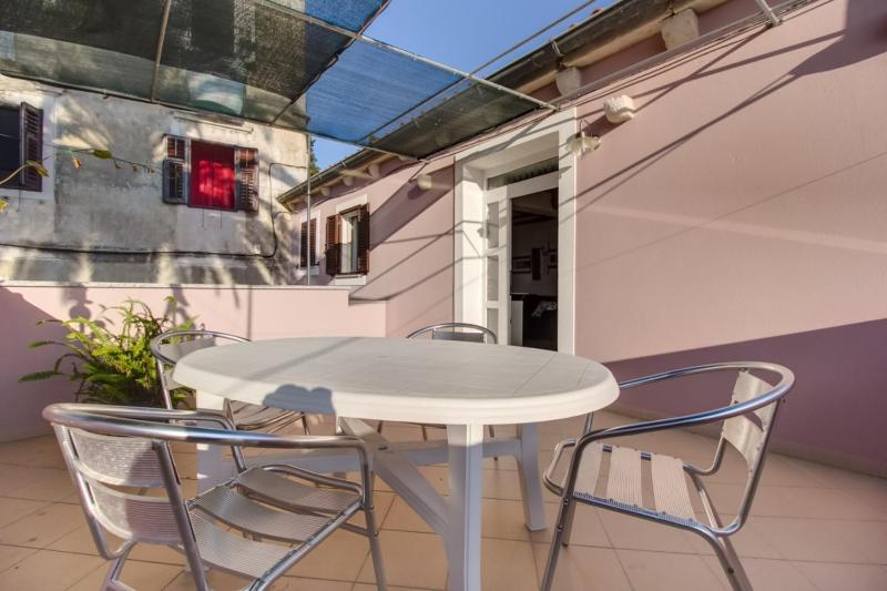 Apartment in Mali Lošinj with terrace air conditioning (3683-2) - image 10