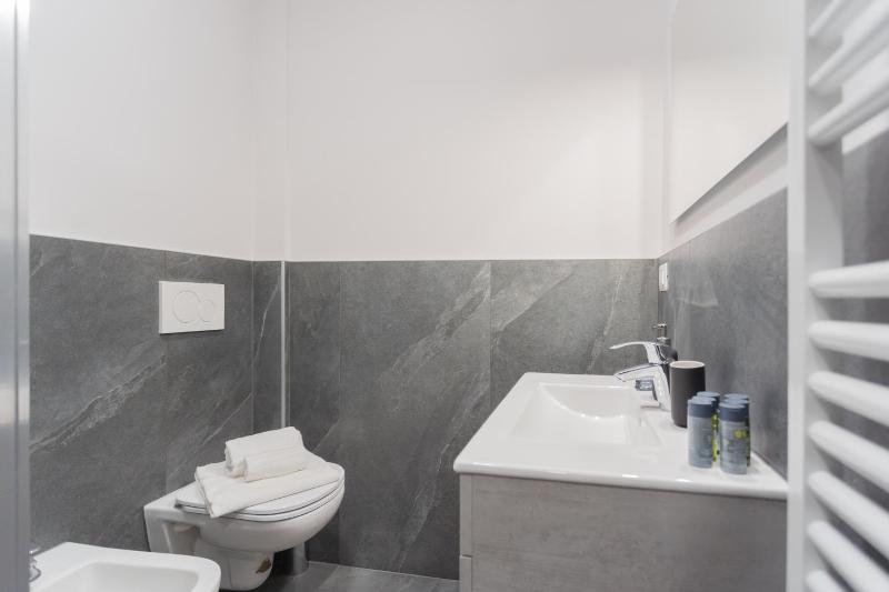 Sant'Agostino Apartments by Rent All Como - image 42