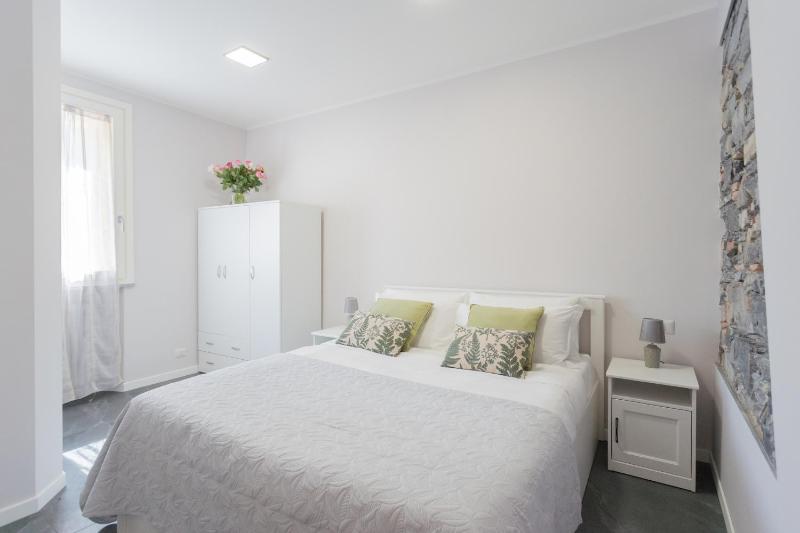 Sant'Agostino Apartments by Rent All Como - image 19