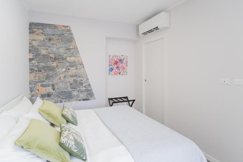 Sant'Agostino Apartments by Rent All Como - image 41