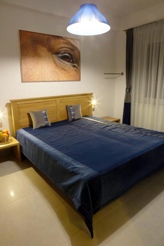 Quadruple Room image 3