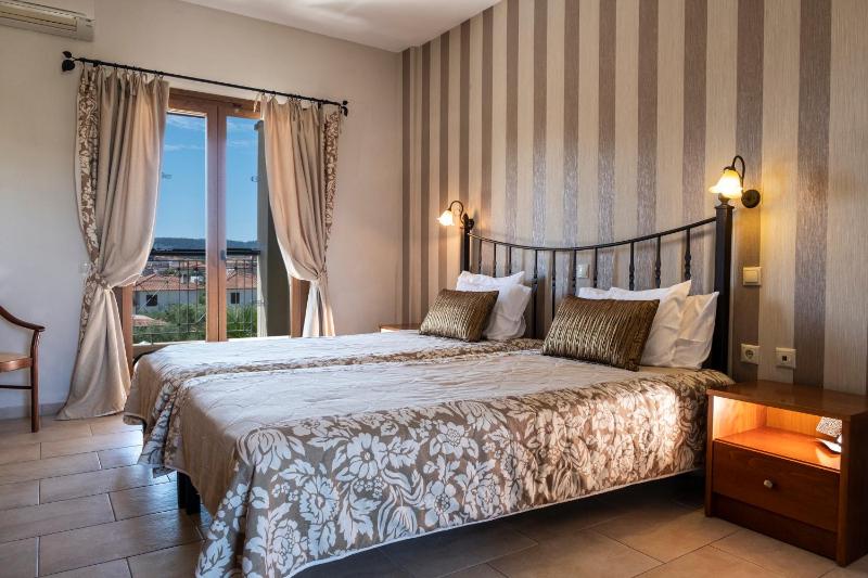 Standard Double or Twin Room with Balcony image 1